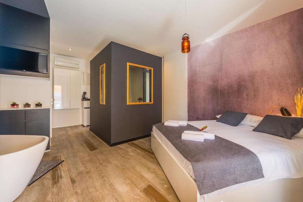 Central Rooms In Old Town By Belmont Realty Задар Екстериор снимка