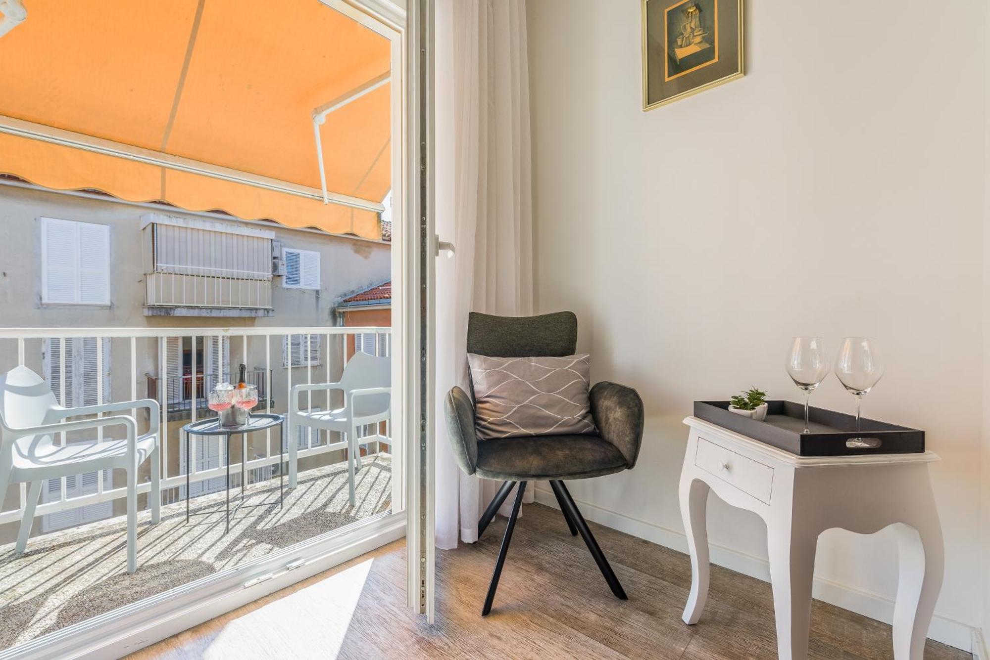 Central Rooms In Old Town By Belmont Realty Задар Екстериор снимка